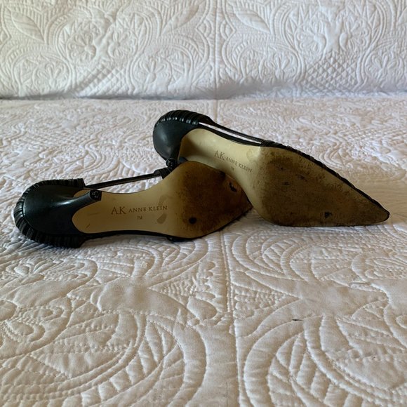 AK ANNE KLEIN Pointed Heels, Black, Size 7M - Picture 7 of 13